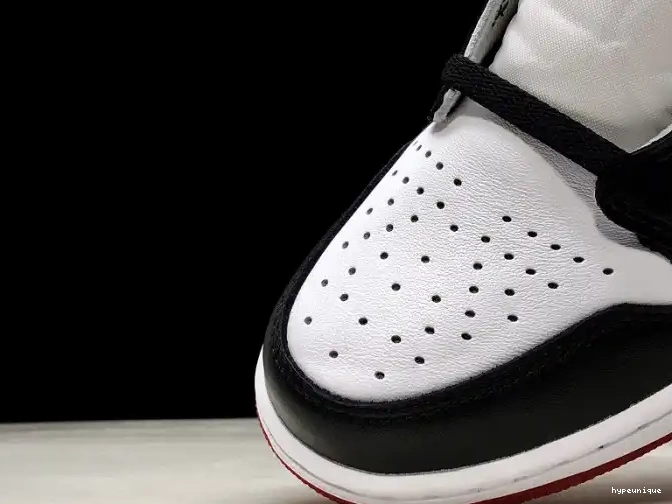 HYPE Toe 1 Air Retro 555088-125 Black Jordan 0602